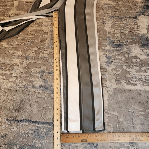 & Other Stories Grey White Stripe Drawstring pants. Viscose. Women's size 8. - Picture 16 of 16